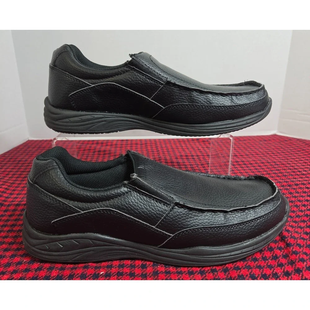 Safetrax Mens sz 9 Work Shoes Faux Leather Non Slip Black Loafers NWOB